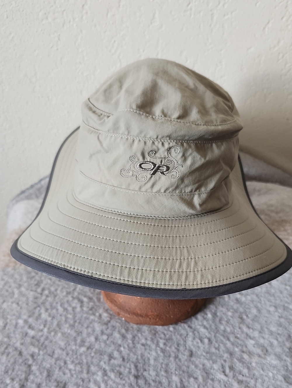 Outdoor Research OR Sun Bucket Hat - Khaki Tan Sz M (EUC)